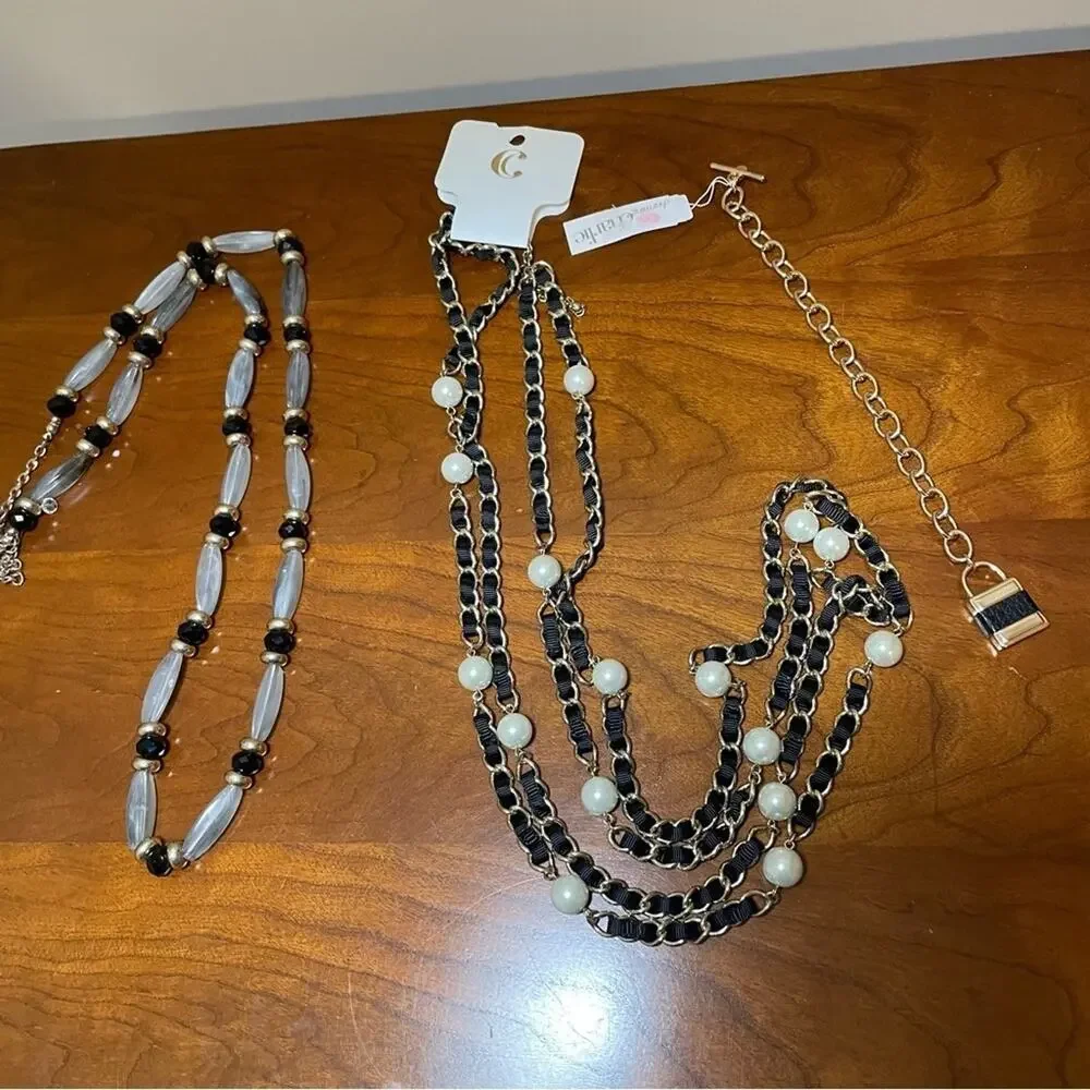 Charming Charlie Bundle 2 Necklaces 1 Bracelet Black‎ Gold NWT